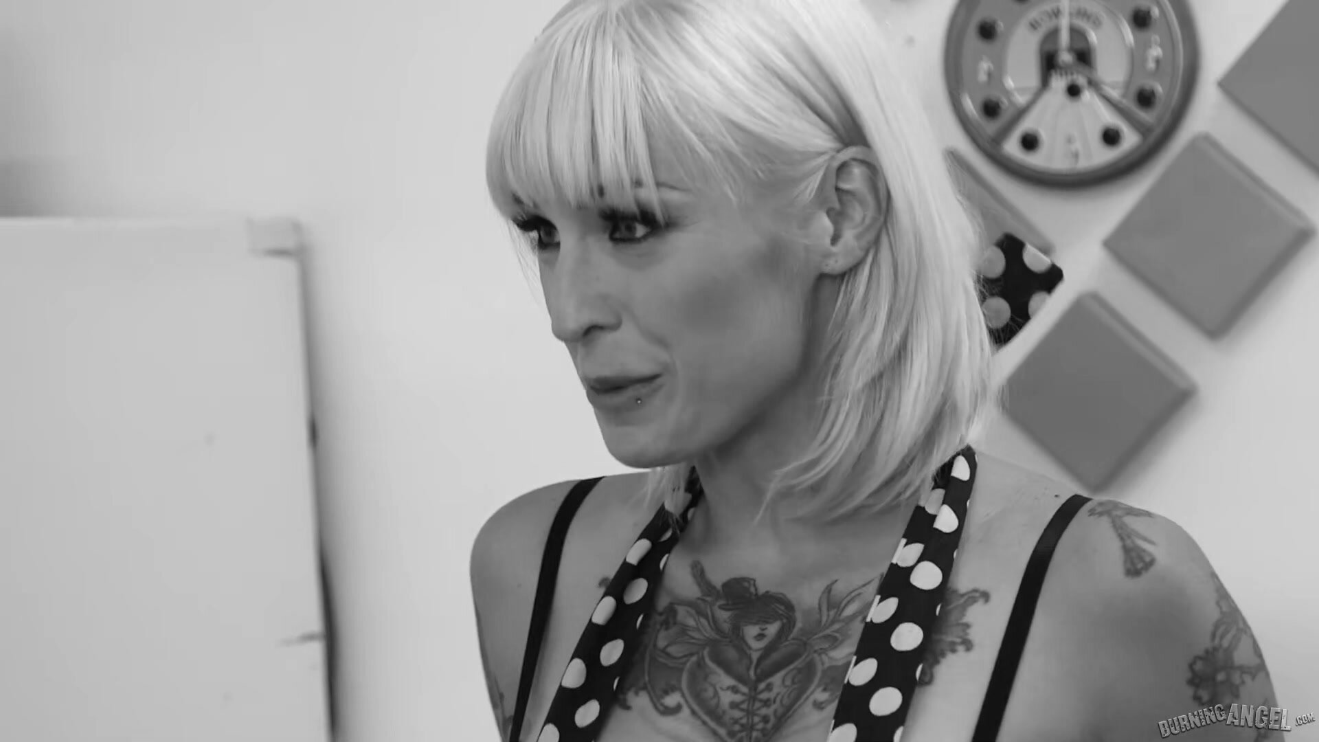 Kleio Valentien
