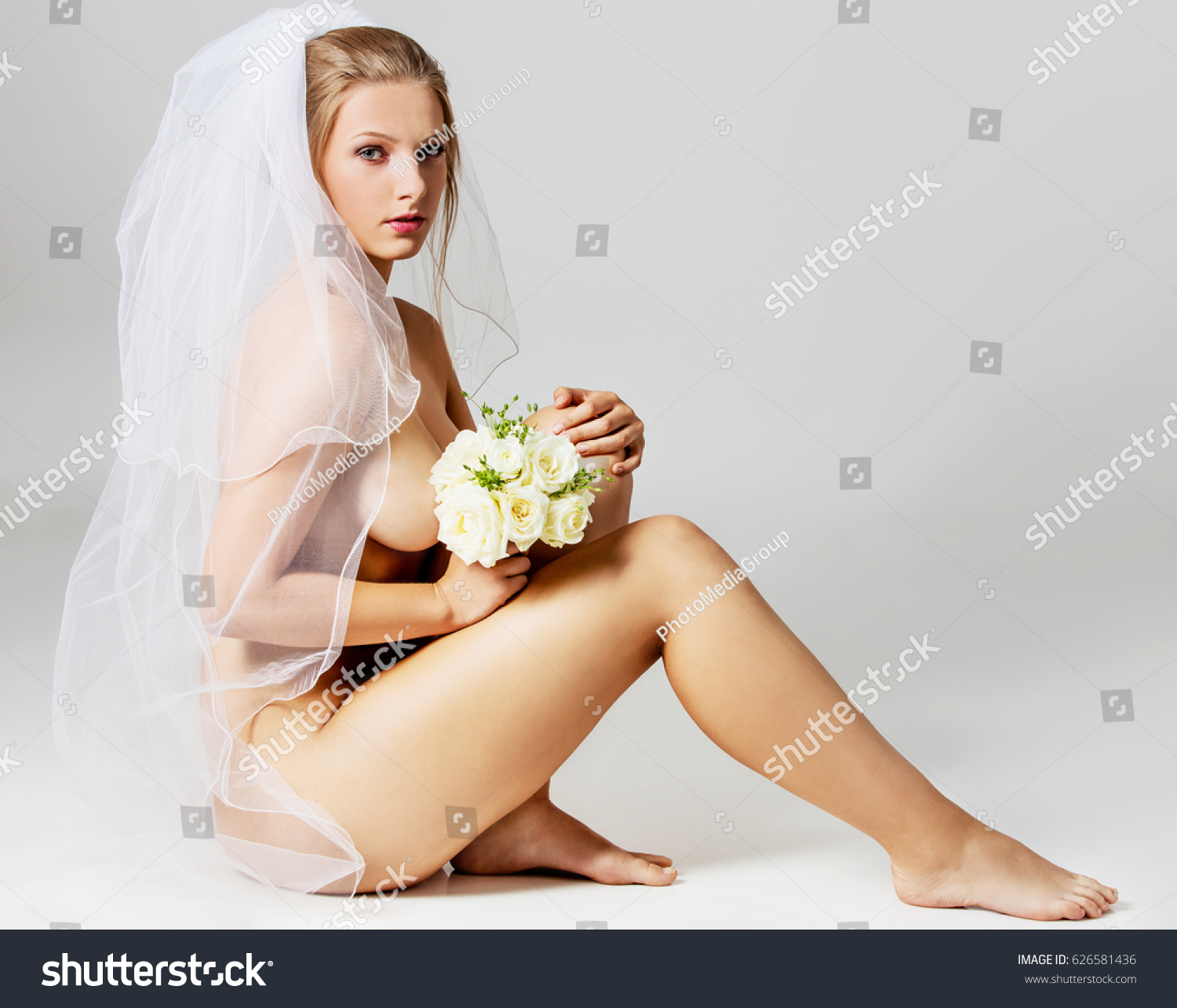 Beautiful Nude Bride Wedding Veil Stock Photo 626581436