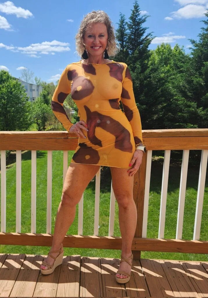 Reba Fitnice: Hot Ageless MILF OnlyFans Review