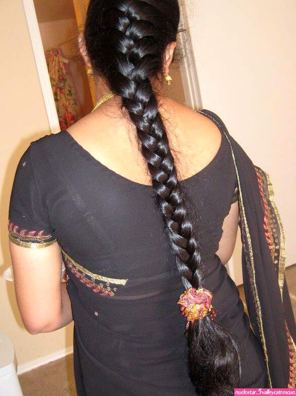 andhamina bhamalu : saree back ass