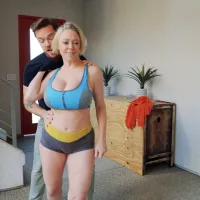 Picked up and Fucked Dee Williams Fucks Her Biggest Fan: MILF MILF Porn