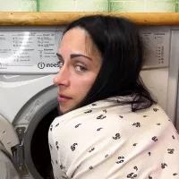 Stepson Fucked Stepmom While She in Inside of Washing Machine Anal Creampie