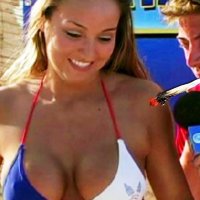 HOT GIRLS FLASH BOOBS FOR THE BROS