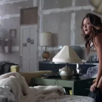 See the Hottest Shannon Chan-Kent Sexy Scenes
