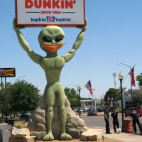 Nude Across America Pt. 5: Green Aliens Everywhere