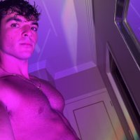 Sebby Laz on X: Got a new light. Whats some cool things I can film with it? More pics on my Snapchat