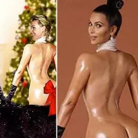 Happy nude rear! Ellen DeGeneres wife Portia naked for Christmas card