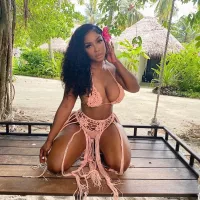 Ayesha Howard Hot Shots