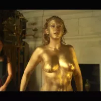 Paulina Gaitn is BACK! Plus Alyzée Costes Epic Nude Debut