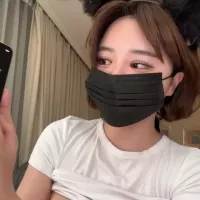 Sonming52 Aka Melody0725 Lifts Up Her And Drop Big Nude Boobs Out Video