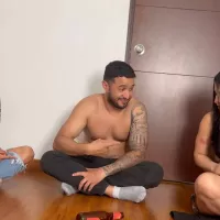 Amelia Emma Lucas are Playing Strip Spin the Bottle: Babe Babe Porn