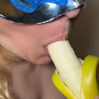 Strip Pussy Diana Banana Bitch Porn Videos: UHD 4K 2160p XXX 2025