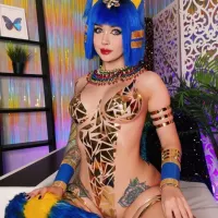 Model Purple Bitch itstatypurple in cosplay from