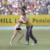 When test cricket gets NAKED!