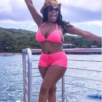 Actress Niecy Nash married a woman PinkInOurLives Love
