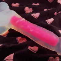 Review: Lovehoney Glow-in-the-Dark Dildo