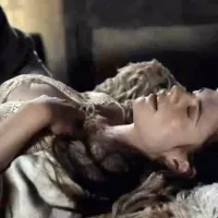 Hayley Atwell naakt seksscène op
