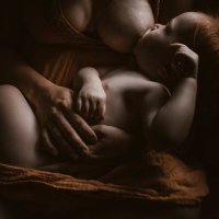 The 48 Most Beautiful Breastfeeding Photos of 2024