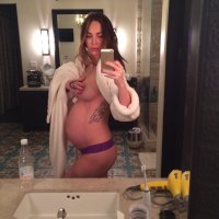 Megan Fox Sexy Mirror 2019 Selfies