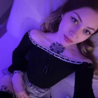 Juls.BIRTHDAY 528 : Onlyfans Profile Content
