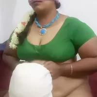 Tamil Aunty Hot Pussy Sucking: Asian Asian Porn feat. Santhi89 by FapHouse