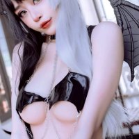 Model Byoru byoru in cosplay Succubus from Genshin Impact
