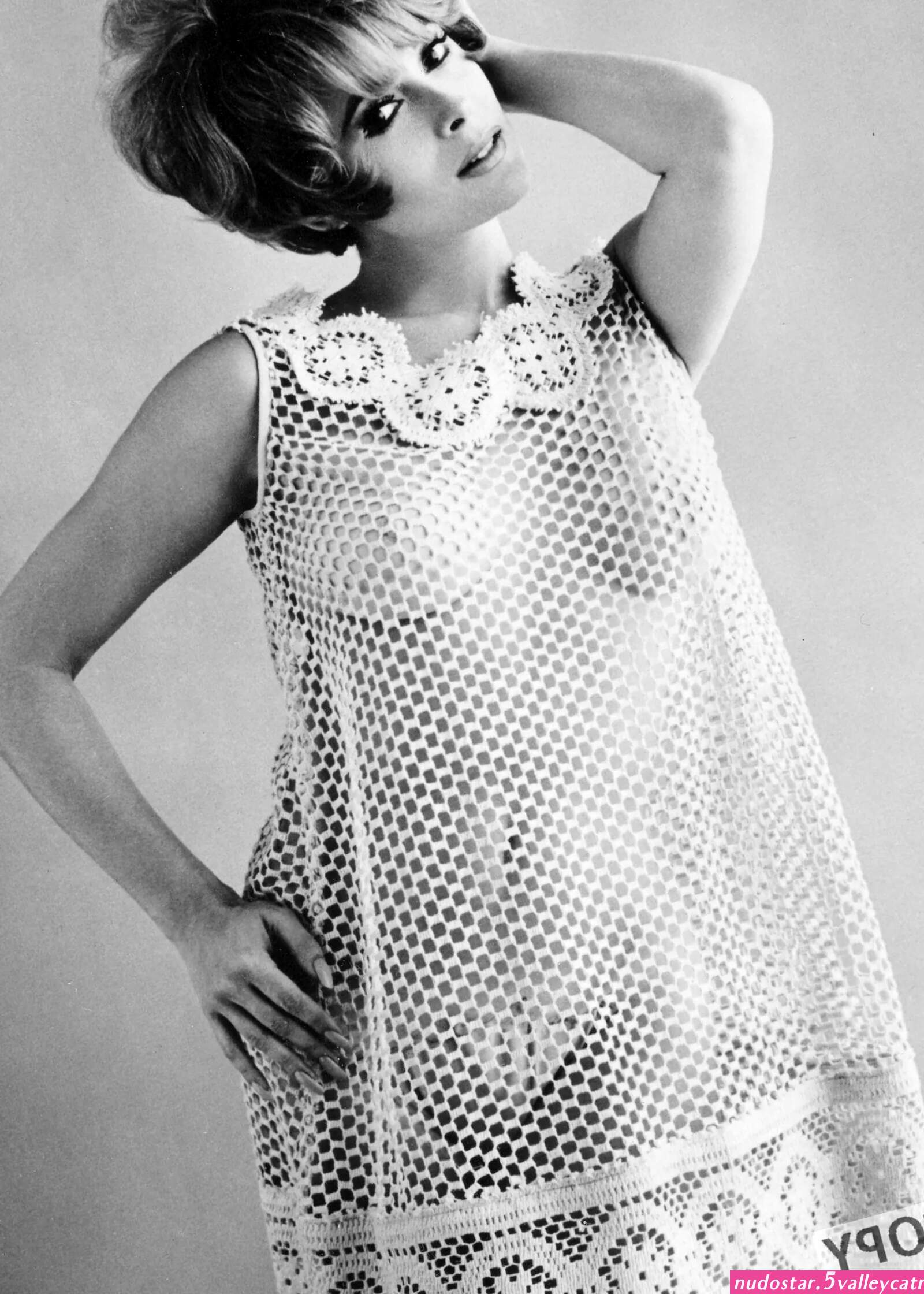 Actress Jill St. John Pin up